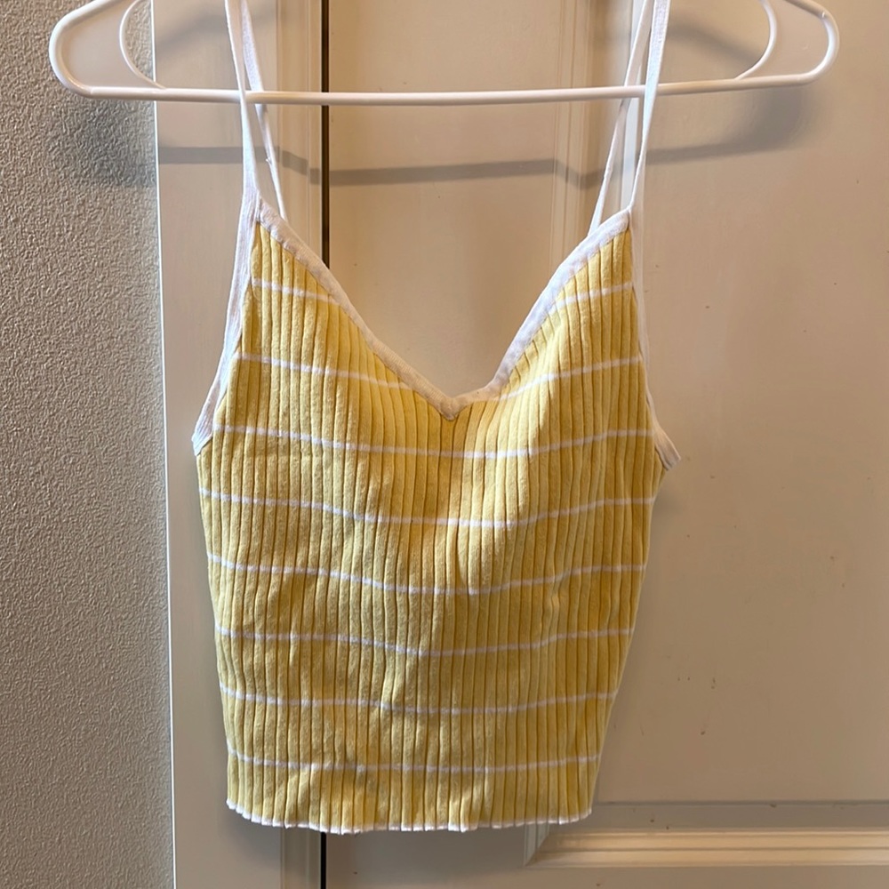 Medium Kendall & Kylie yellow striped tank top